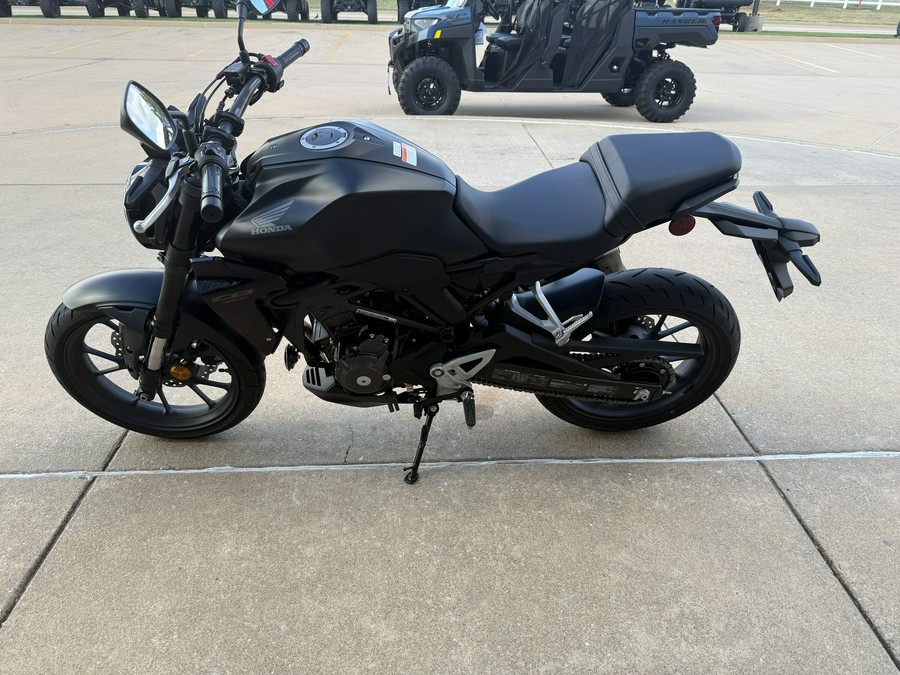 2025 Honda CB300R ABS