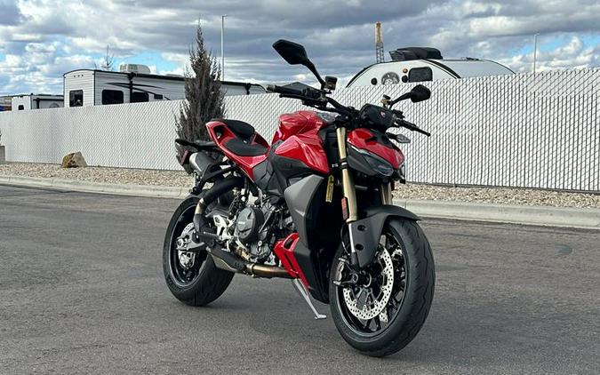 2026 Ducati Streetfighter V2