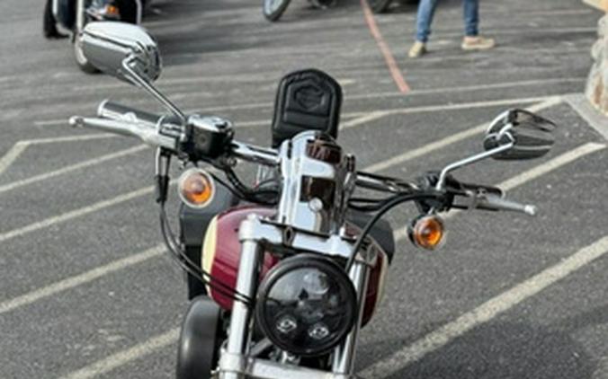 2007 Harley-Davidson Sportster XL883C - 883 Custom