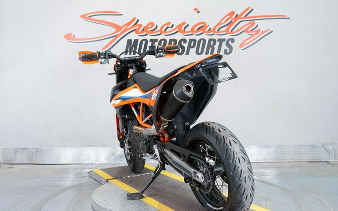 2023 KTM 690 SMC R