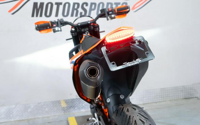 2023 KTM 690 SMC R