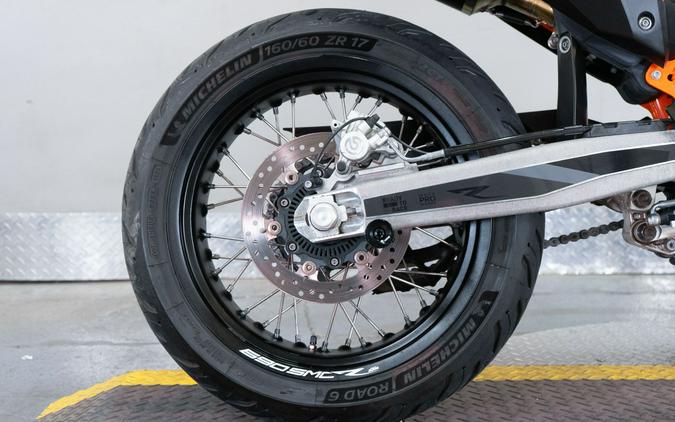 2023 KTM 690 SMC R