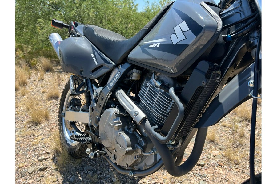 2014 Suzuki DR650SE (CASH PRICE)