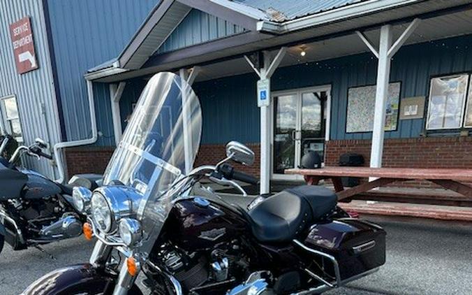 2022 Harley-Davidson® Road King® Midnight Crimson