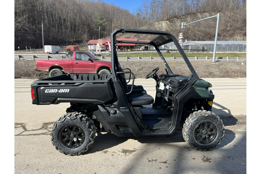 2024 Can-Am DEFENDER HD7 DPS