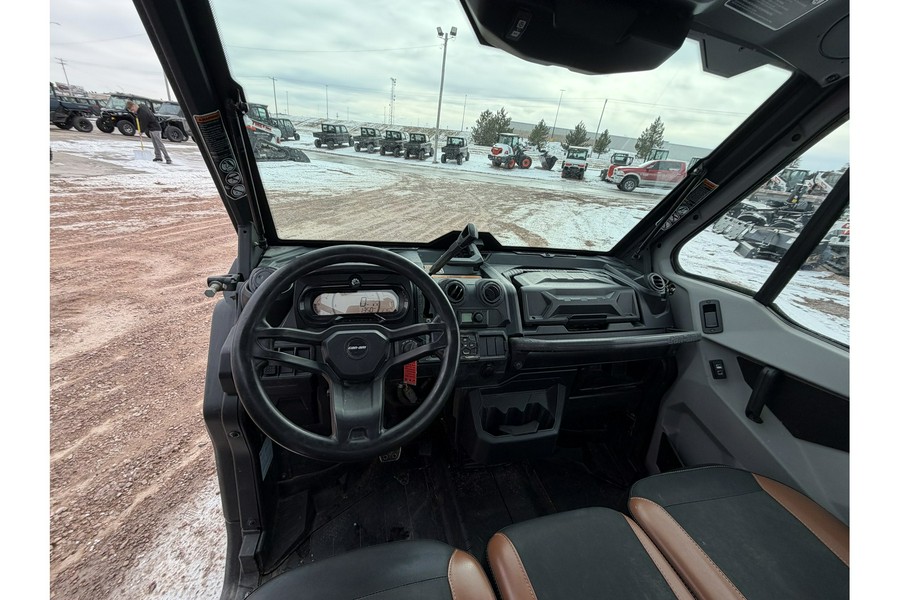 2020 Can-Am Defender Limited HD10