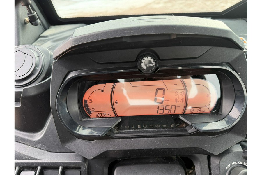 2020 Can-Am Defender Limited HD10