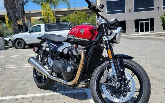 2025 Triumph Speed Twin 1200 Carnival Red/Sapphire Black