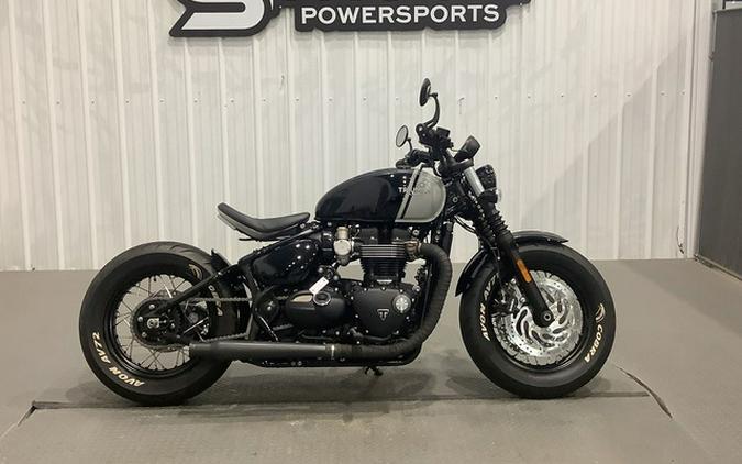 2024 Triumph Bonneville Bobber Jet Black