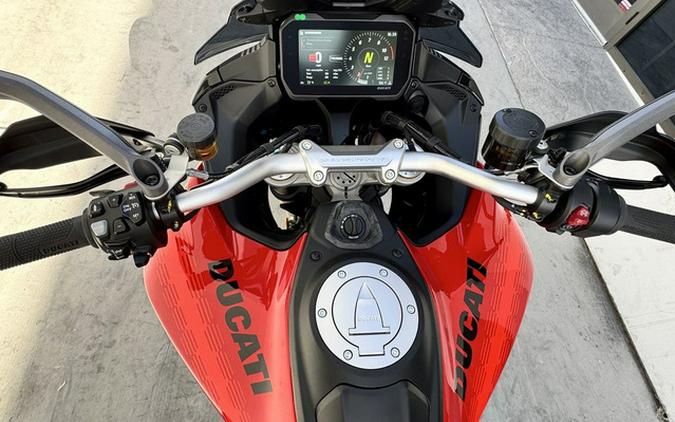 2027 Ducati Multistrada V4 S Pike's Peak