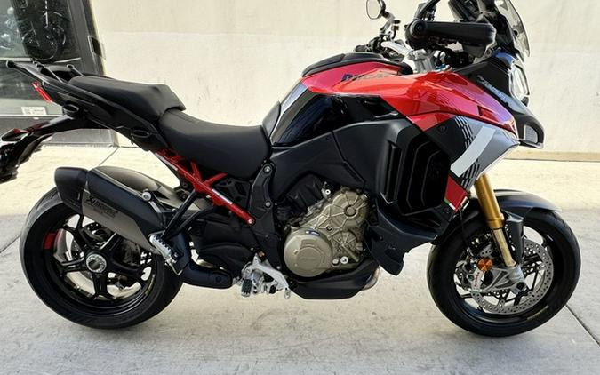 2027 Ducati Multistrada V4 S Pike's Peak