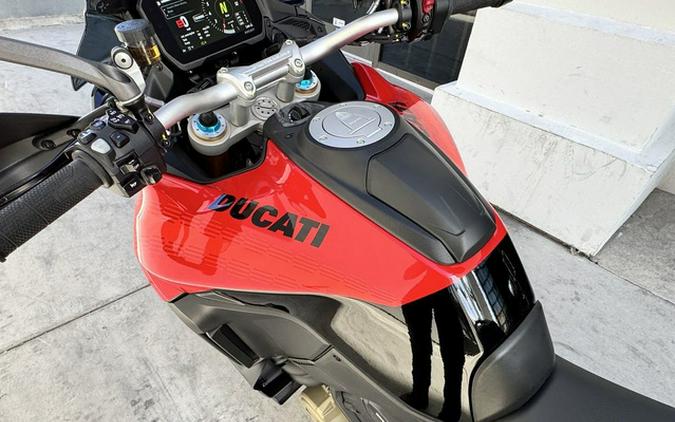 2027 Ducati Multistrada V4 S Pike's Peak
