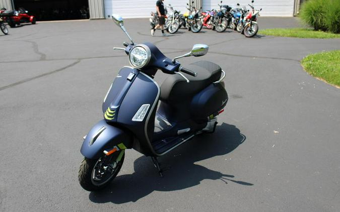 2023 Vespa GTS Super 300 Tech