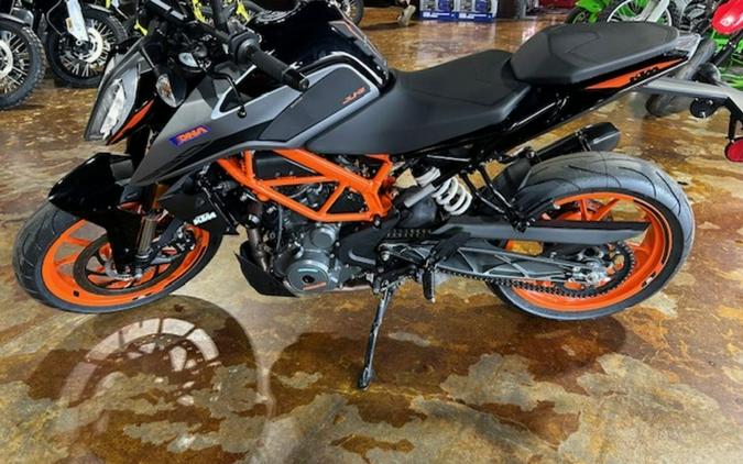 2022 KTM 390 Duke