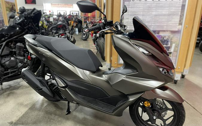 2023 Honda PCX ABS