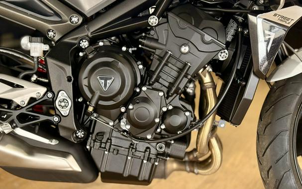 2025 Triumph Street Triple 765 R