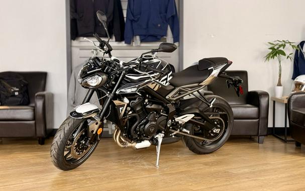 2025 Triumph Street Triple 765 R