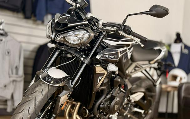 2025 Triumph Street Triple 765 R