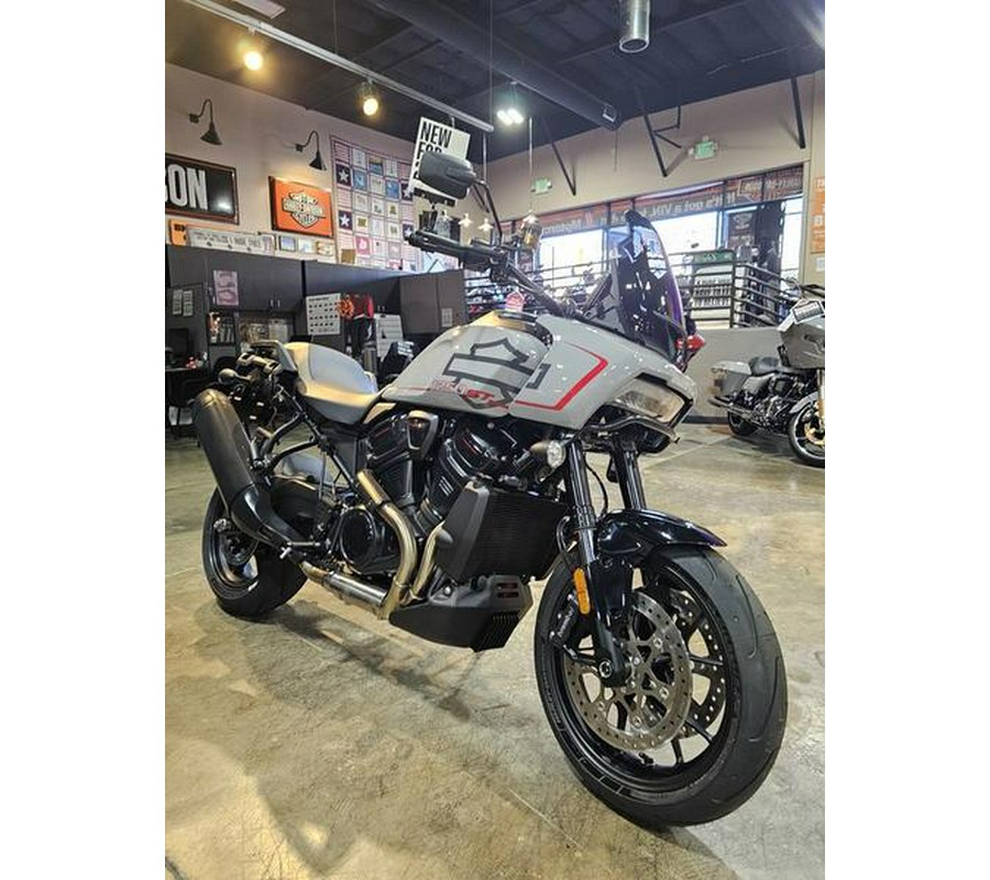 2025 Harley-Davidson® RA1250ST - Pan America® 1250 ST