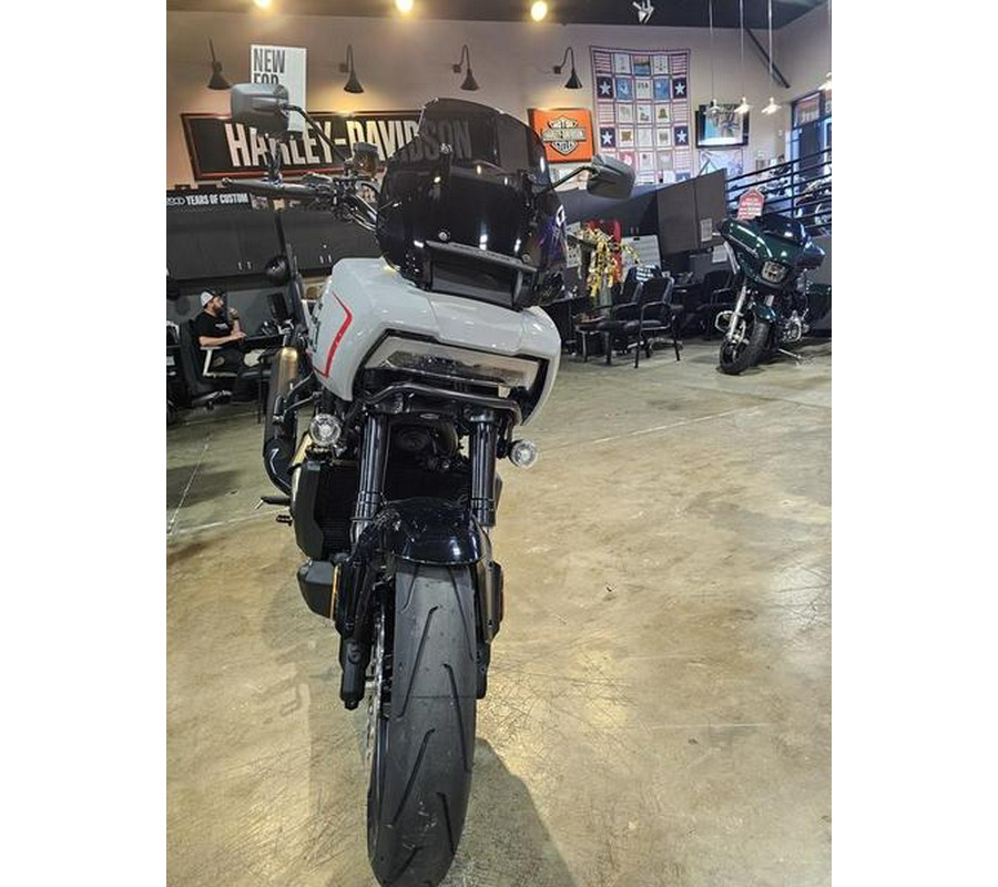 2025 Harley-Davidson® RA1250ST - Pan America® 1250 ST