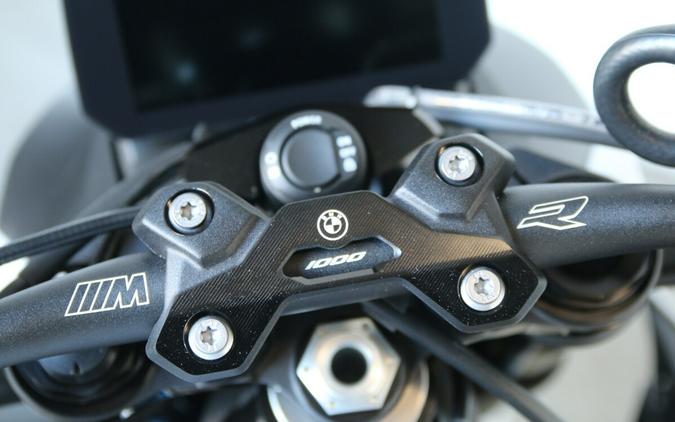 2026 BMW M 1000 R