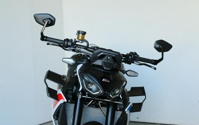 2026 BMW M 1000 R