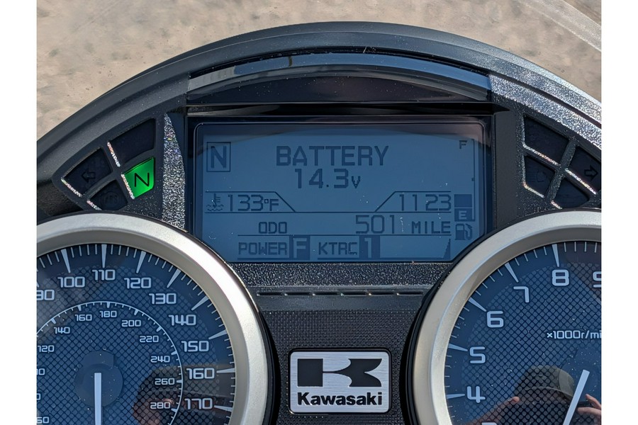 2025 Kawasaki Ninja® ZX™-14R ABS