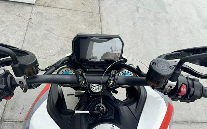 2027 Ducati Hypermotard V2 SP SP Livery