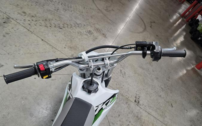 2027 Kawasaki KLX 140R L