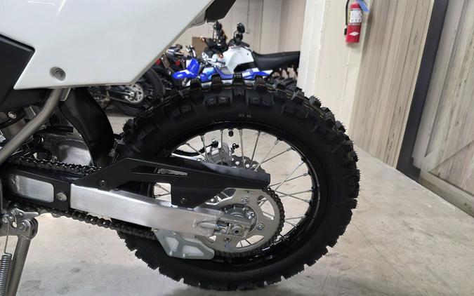 2027 Kawasaki KLX 140R L