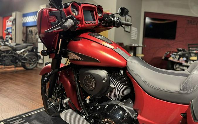 2024 Indian Motorcycle® Chieftain® Dark Horse® w/Powerband Audio Pkg Sunset Red Smoke