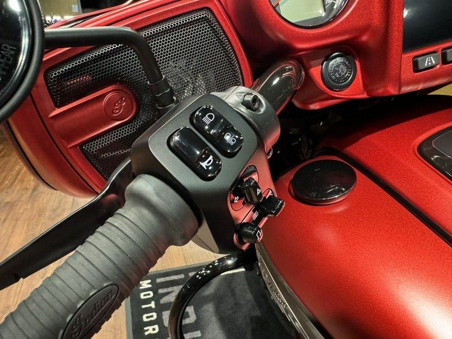 2024 Indian Motorcycle® Chieftain® Dark Horse® w/Powerband Audio Pkg Sunset Red Smoke