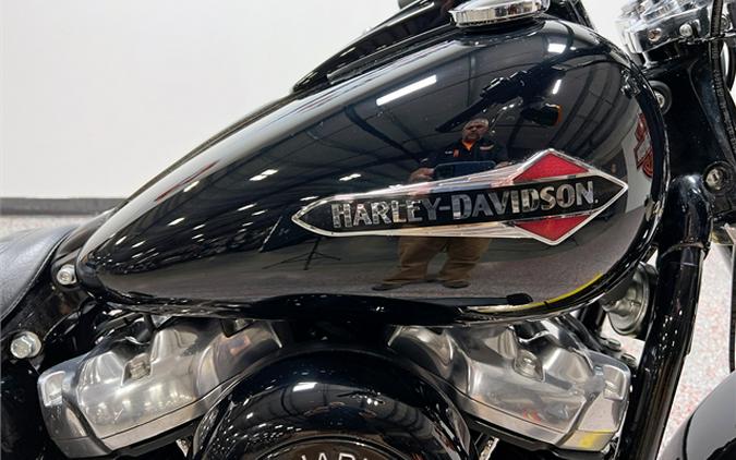 2019 Harley-Davidson Softail Slim "FLSL" 11,335 MILES