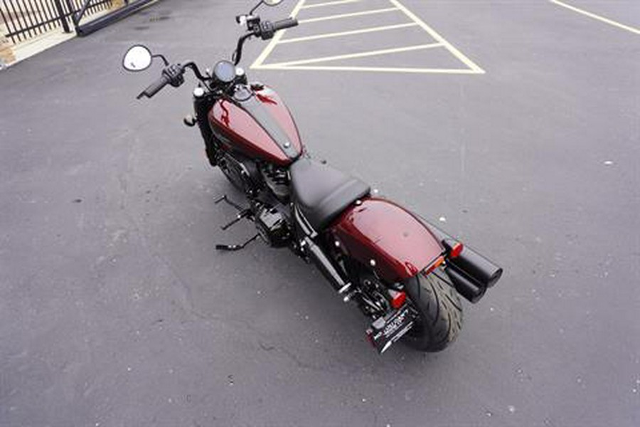 2025 Indian Motorcycle Chief Bobber Dark Horse®