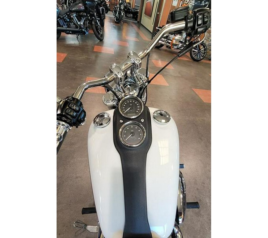 2015 Harley-Davidson® FXDL - Dyna® Low Rider®