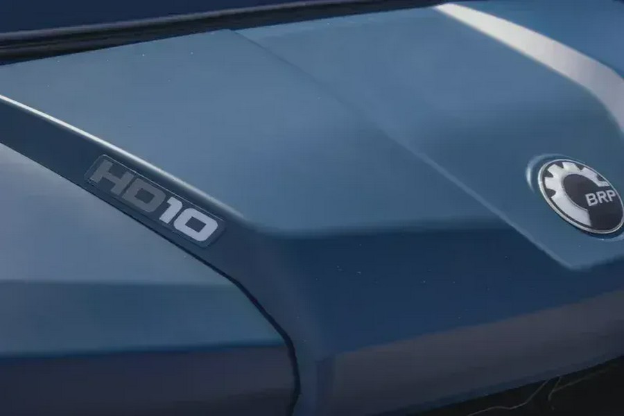 2026 CAN-AM DEFENDER PRO LIMITED CAB HD10