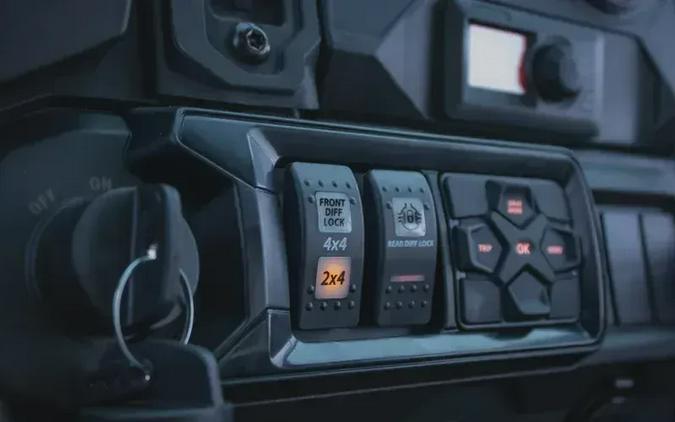 2026 CAN-AM DEFENDER PRO LIMITED CAB HD10