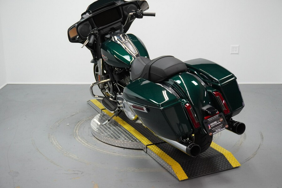 2024 Harley-Davidson® Street Glide® Alpine Green