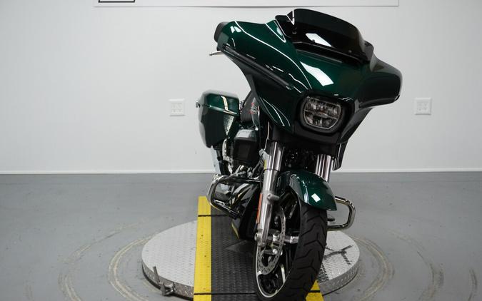 2024 Harley-Davidson® Street Glide® Alpine Green