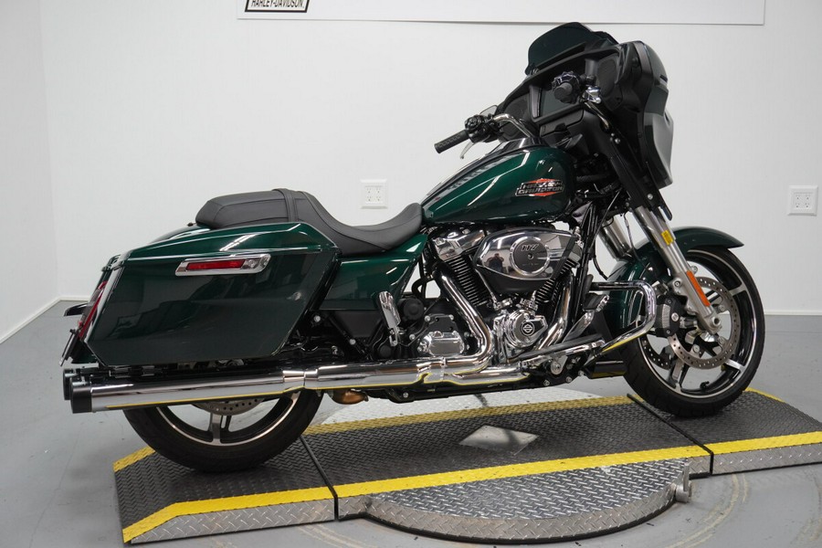 2024 Harley-Davidson® Street Glide® Alpine Green