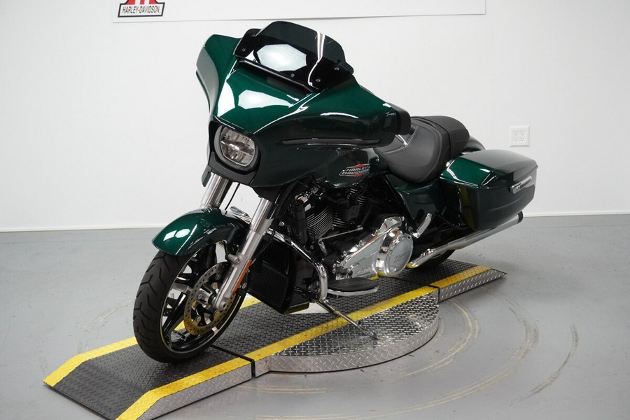 2024 Harley-Davidson® Street Glide® Alpine Green