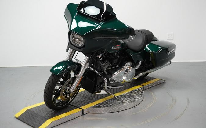 2024 Harley-Davidson® Street Glide® Alpine Green