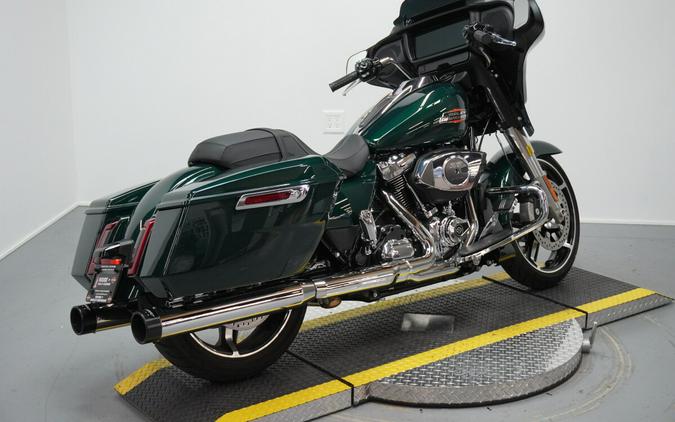 2024 Harley-Davidson® Street Glide® Alpine Green