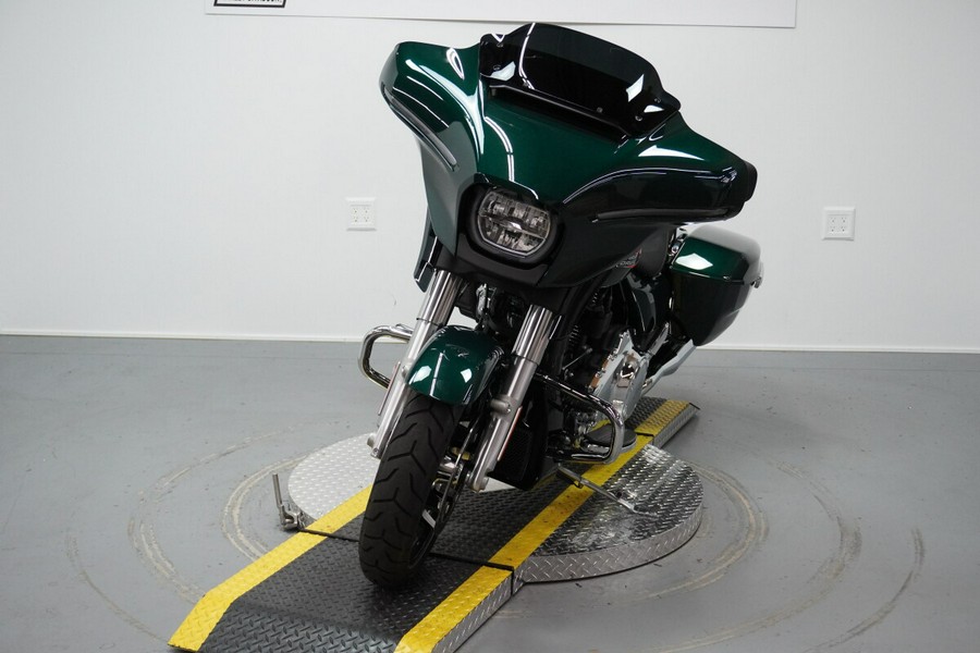 2024 Harley-Davidson® Street Glide® Alpine Green