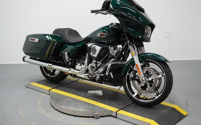 2024 Harley-Davidson® Street Glide® Alpine Green