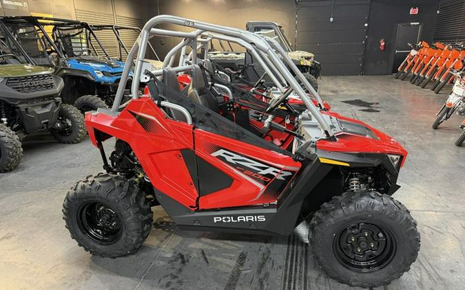 2026 Polaris RZR 200 EFI