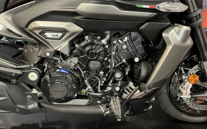 2026 Ducati XDiavel V4 Black Lava