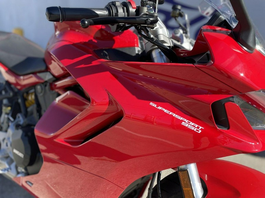 2024 Ducati Supersport 950 Red