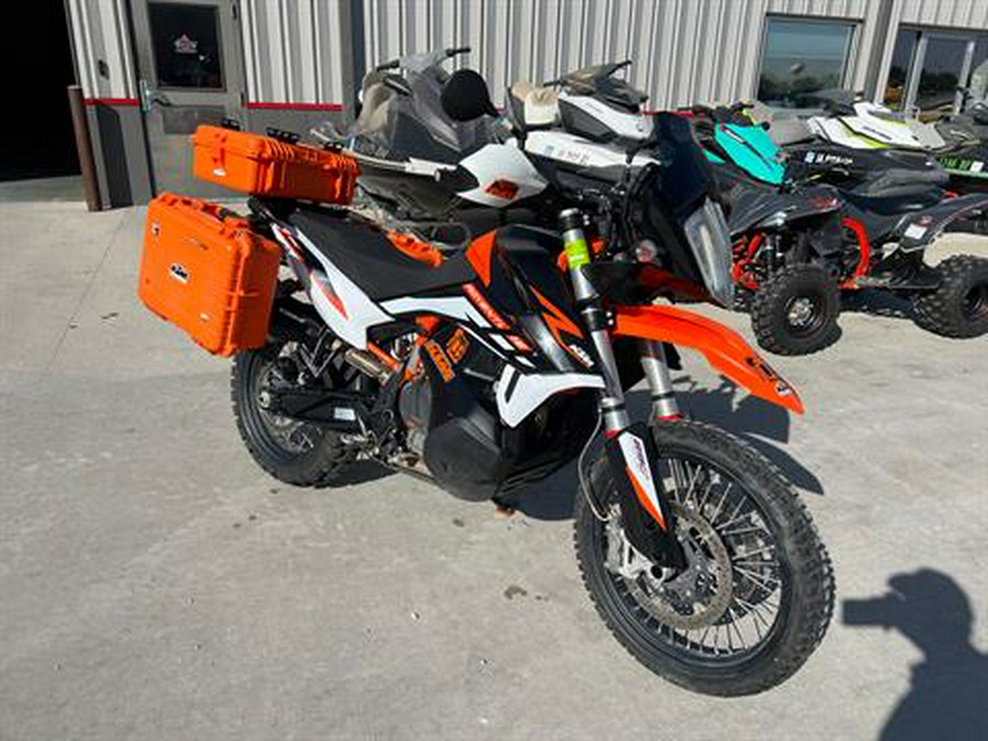 2022 KTM 890 Adventure R