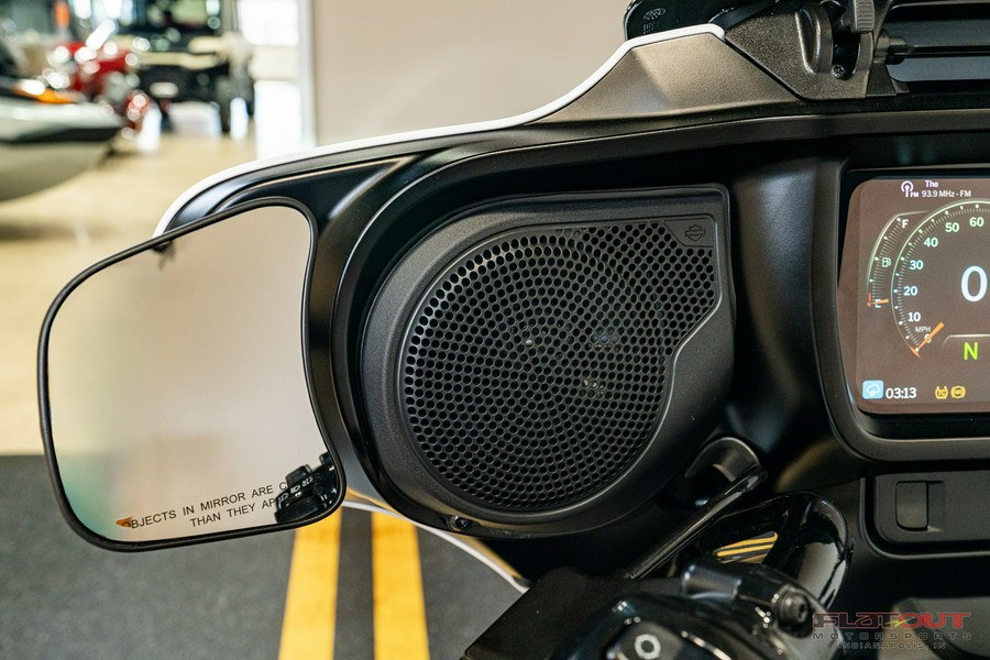 2024 Harley-Davidson® STREET GLIDE 117 (ONLY 687 MILES)